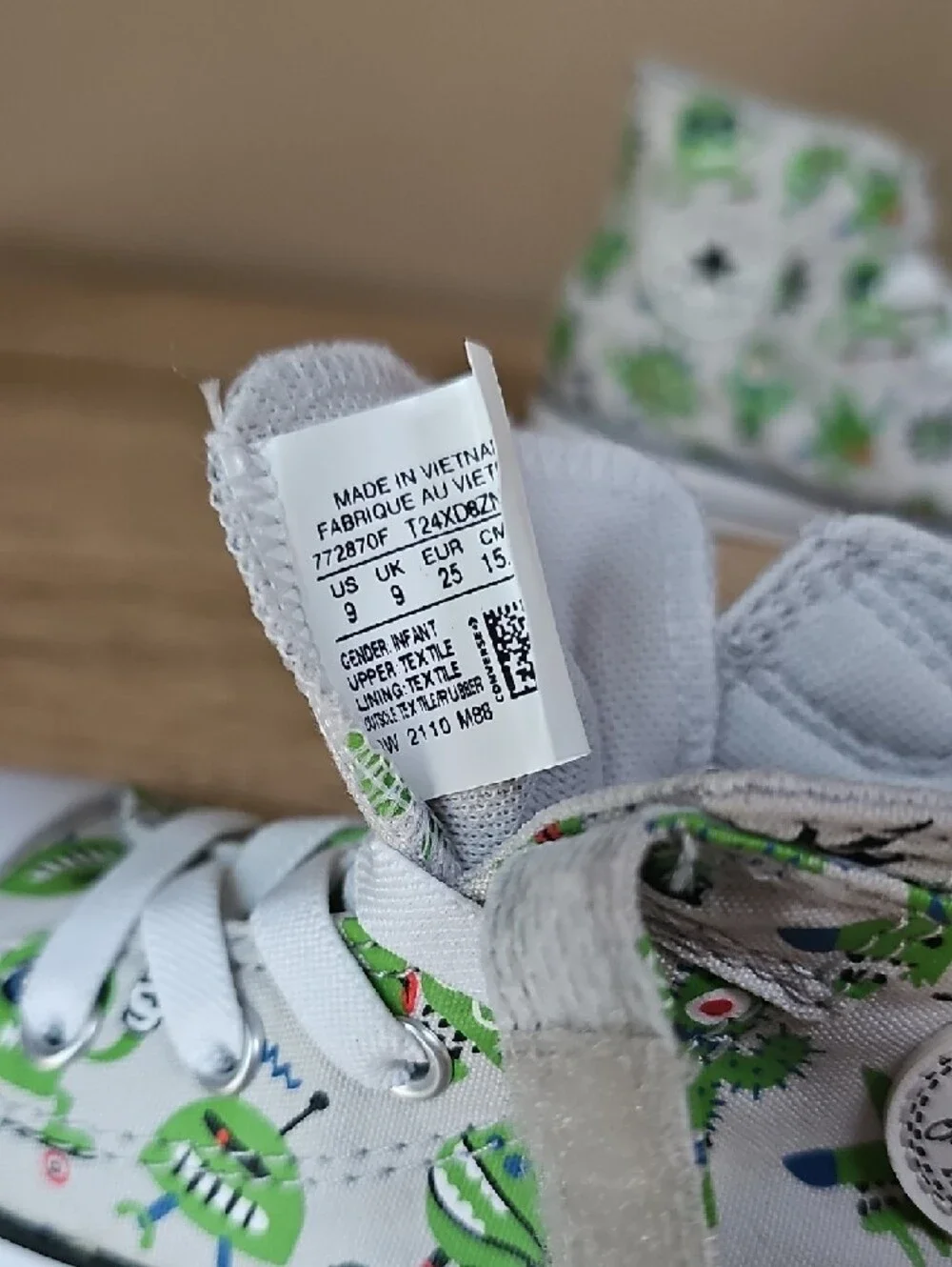 Converse Kids White High-Top Sneakers with Green Monster Print Size 9